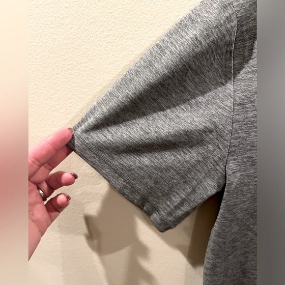 Adidas short‎ sleeve t-shirt youth kids XL 18/20 athleisure athletic casual grey - Picture 6 of 8